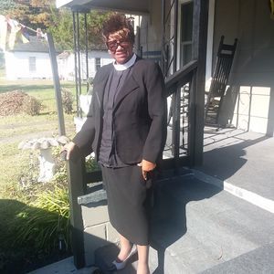 Meet your Posher, Nancy